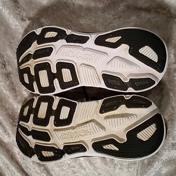 Hoka One One Sneakers - Picture 5 of 9